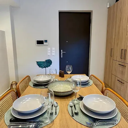 Ionian Waves - Stylish Escape * Marathopoli